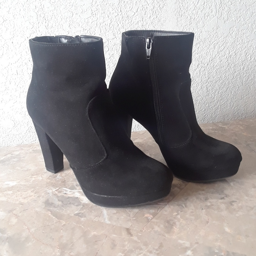 Ansel Booties